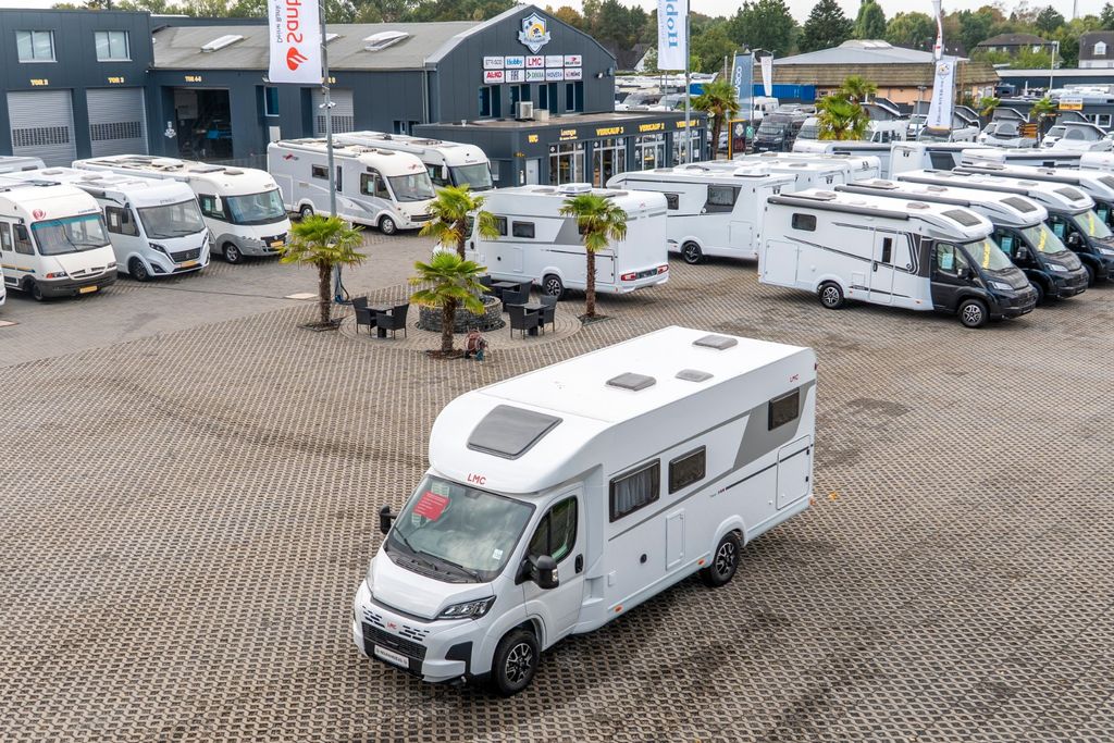 Tracer 730 EL *Mj.26*Hubbett*Navi+RFK*FIAT