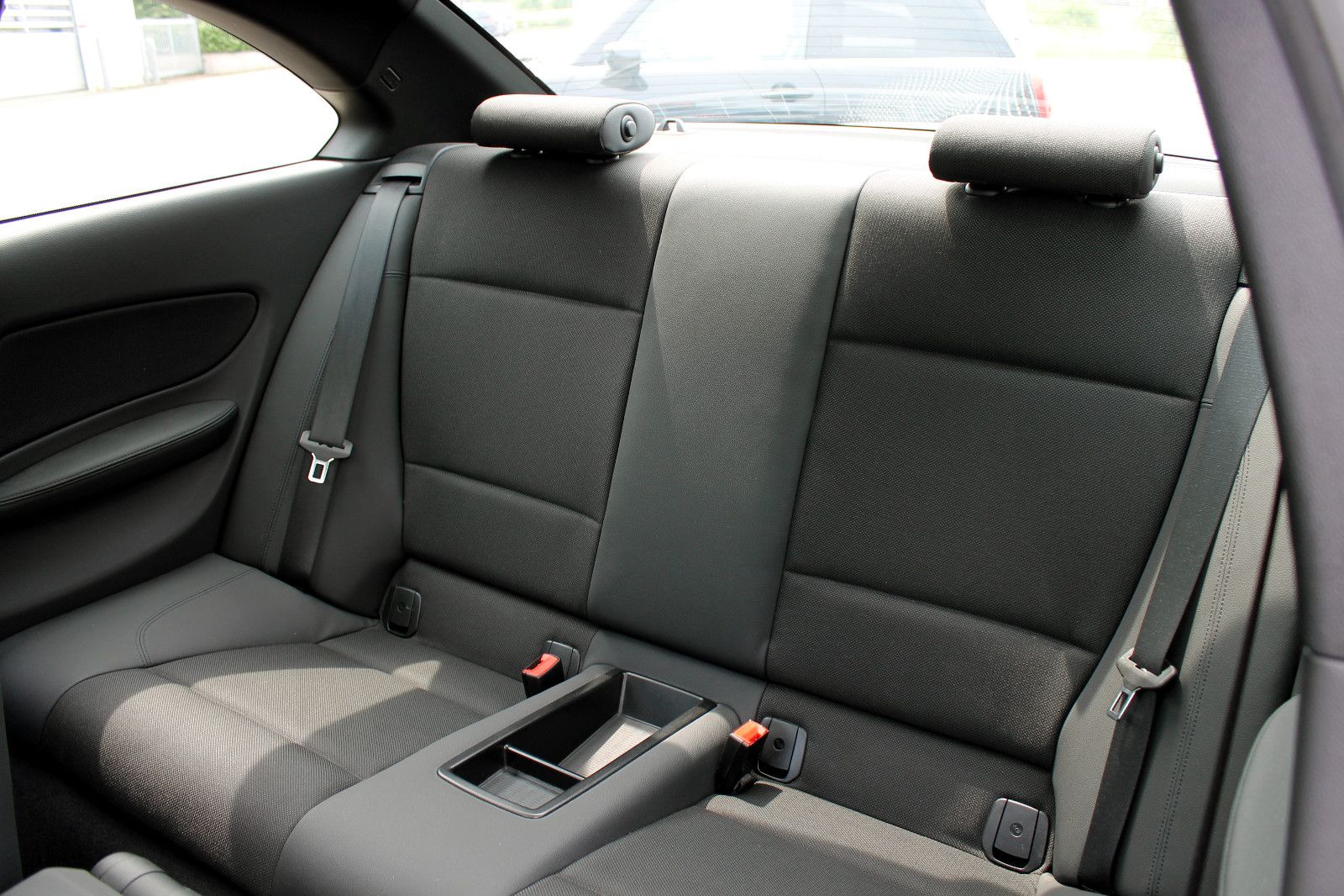 Fahrzeugabbildung BMW 125i Coupé E82 M-Sport PDC SHZ XENON eGSD 2Zonen