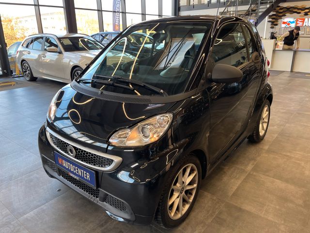 Smart ForTwo Micro Hybrid Drive 52kW *NAVI*KLIMA*SHZ*