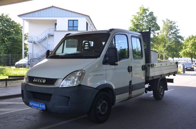 Iveco Daily Doppelkabine Pritsche TÜV 03-2025 6 Sitze