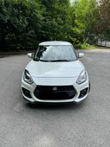 Suzuki Swift Sport 1.4 Boosterjet in Weiß - Suzuki Swift Gebrauchtwagen in Essen