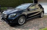 Mercedes-Benz GLA 250 4MATIC DCT - - Mercedes-Benz GLA 250 von privat