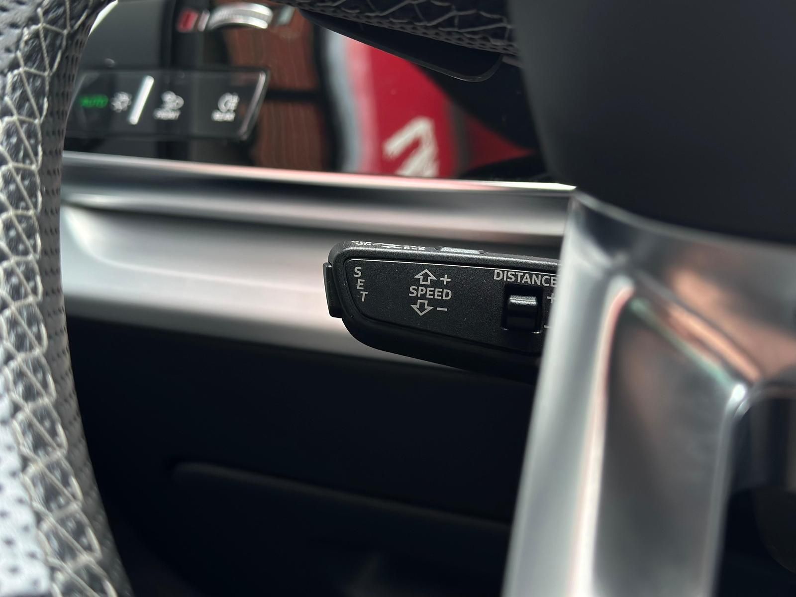AUDI Q8 50TDI QUATTRO S LINE* MATRIX#PANO#B&O#AHK#AIR - Image 20