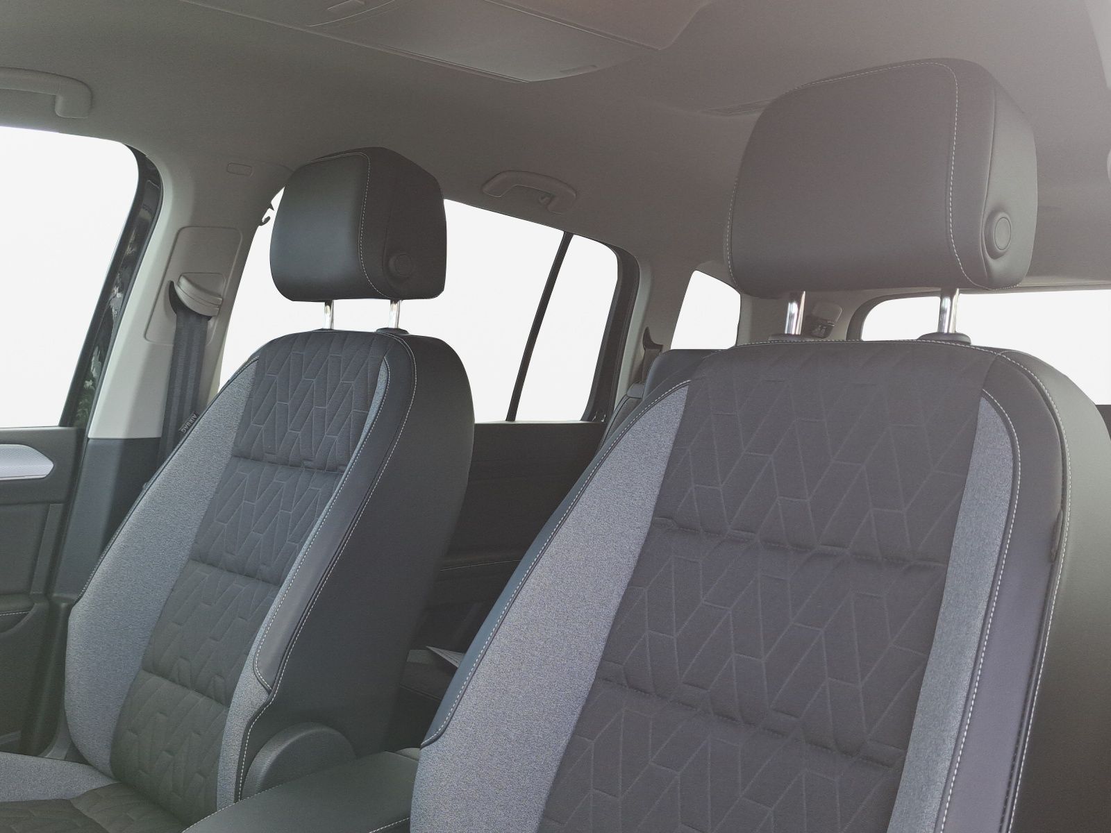 Volkswagen Touran - Bild 10