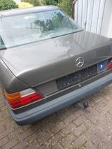 Mercedes-Benz W 124 300 D 4-MATIC mit ca. 92000km (original) - Mercedes-Benz 300 mit Diesel-Antrieb: Limousine