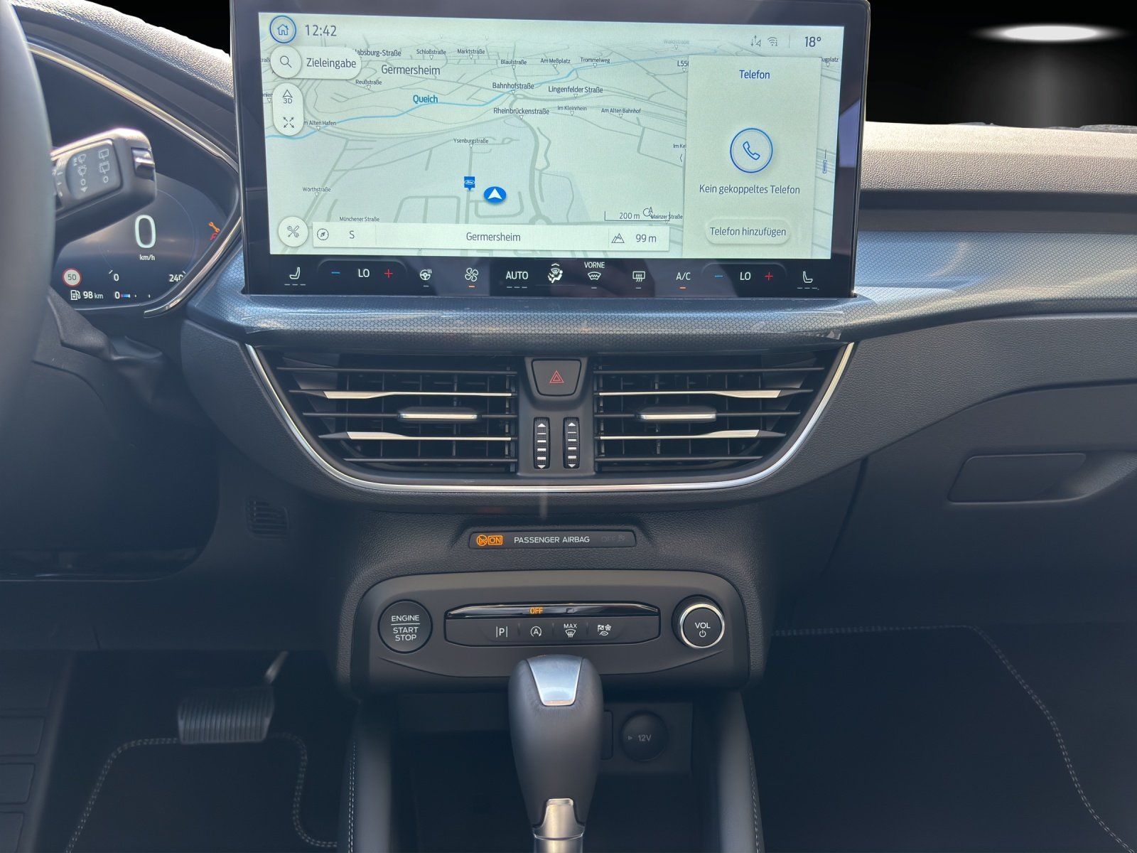 Fahrzeugabbildung Ford Focus Active X Pano Dach B&O Winter Pak. LED Mat