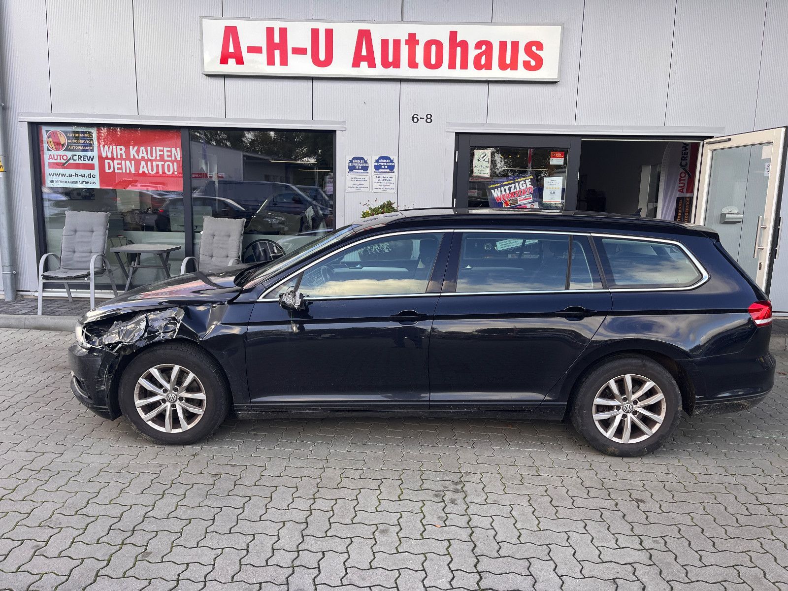 Fahrzeugabbildung Volkswagen Passat Var. Comfortline 2.0 TDI Seitenschaden