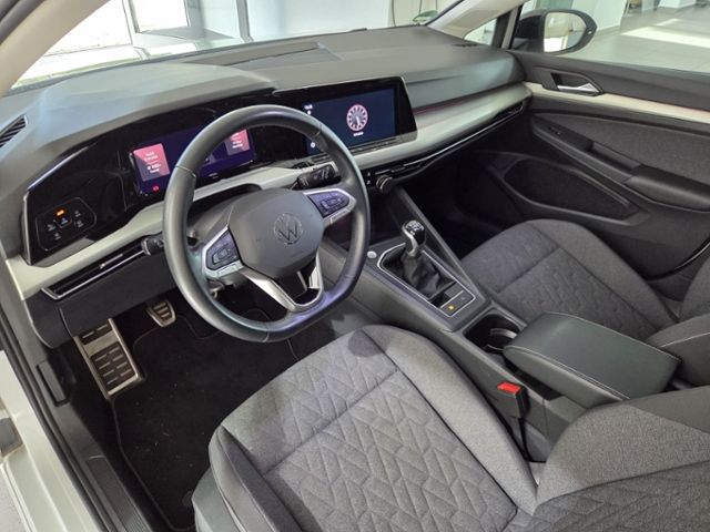 Golf VIII MOVE 1.5 TSI LED+ PANO ACC APP PDC