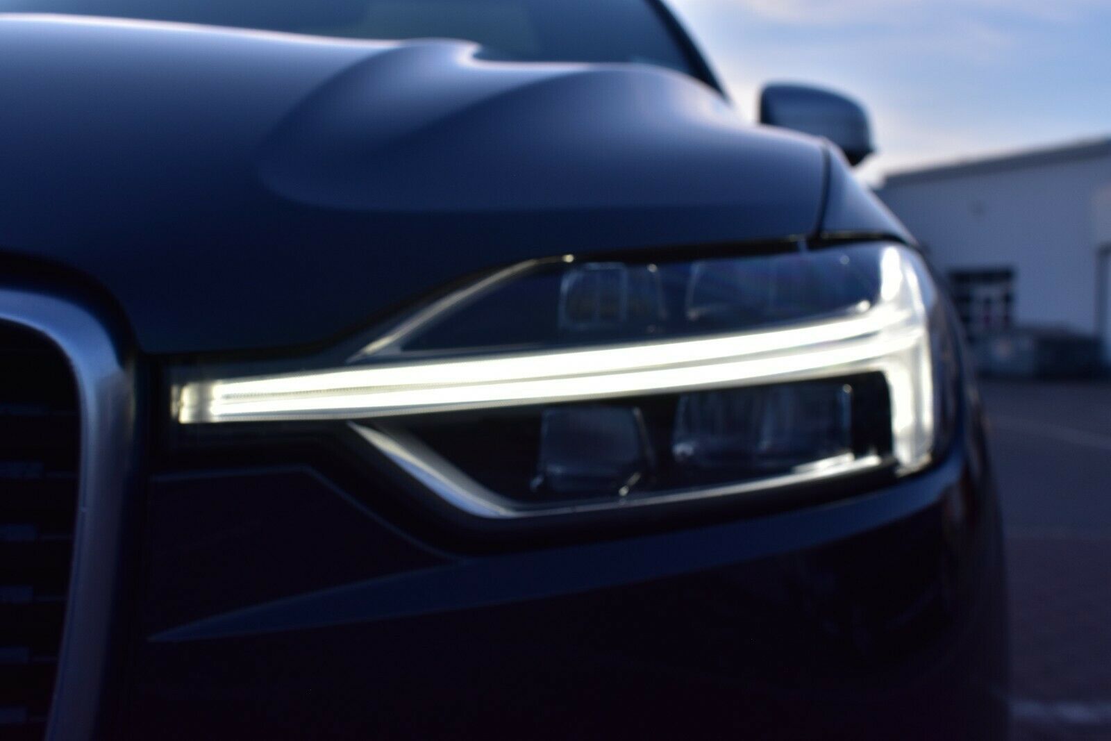 Fahrzeugabbildung Volvo XC60 T8 Twin Engine R-Design*RFK*Lhzg*Mietkauf