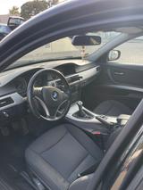 BMW 318i - Xenon, LCI Navi, Pano, Sitzheizung