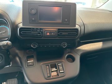 Bild 18 Fiat Doblo E- Doblò Launch Edition 100 kW