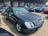 Mercedes-Benz E 280 CDI AVANTGARDE - blaue Mercedes-Benz E 280