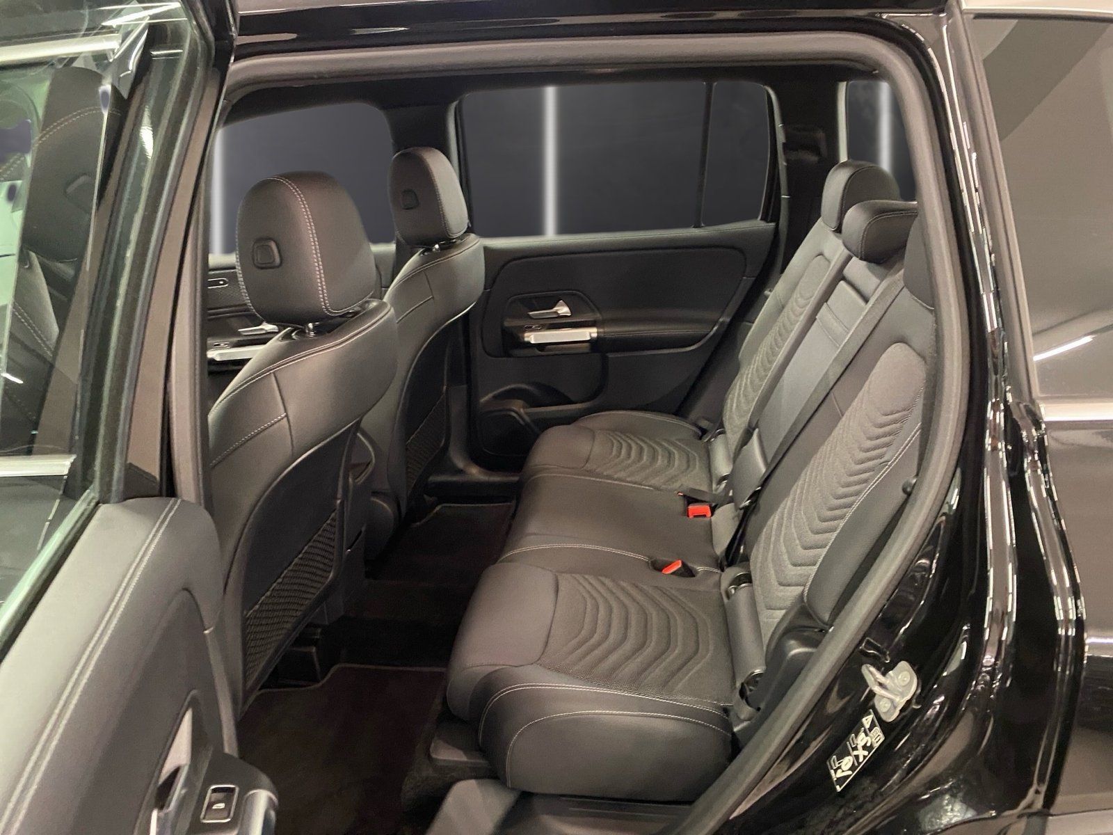 Fahrzeugabbildung Mercedes-Benz GLB 200 Progressive*LED*Kamera*CarPlay*Easy-Pack