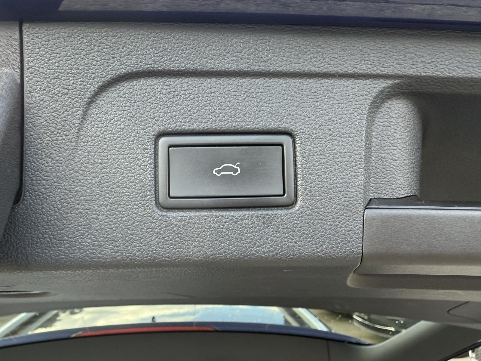 Volkswagen Touran 2.0 TDI SCR Move / Kamera / ACC / AHK, миниатюра 16