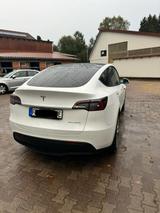 Tesla Model Y Long Range - Allradantrieb mit Dual... - Tesla Model Y Gebrauchtwagen