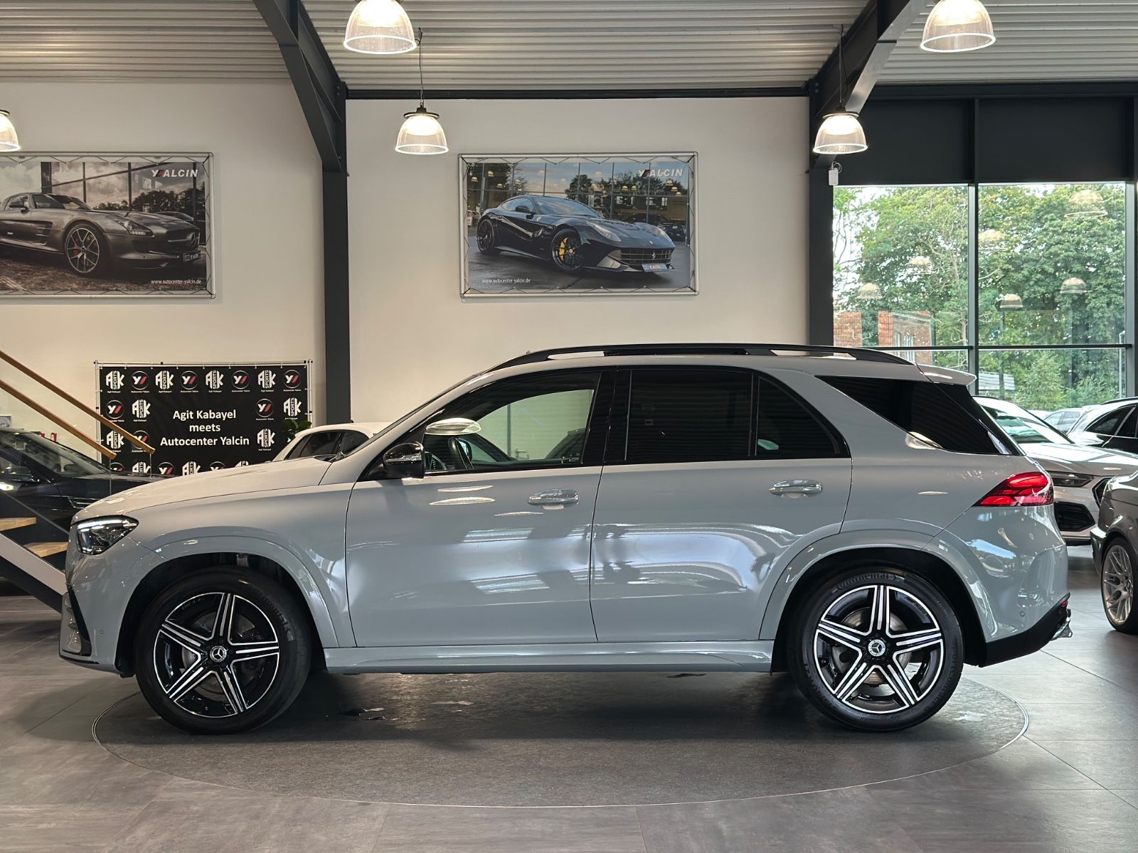 Mercedes-Benz GLE 300 d 4M 3x AMG-Line 1.HA ACC BURM NIGHT AHK foto 4
