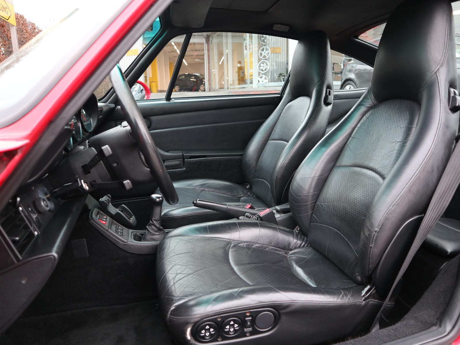 Porsche 911 993 3.6 Carrera 4 Coupe NAVI LEDER XENON SD