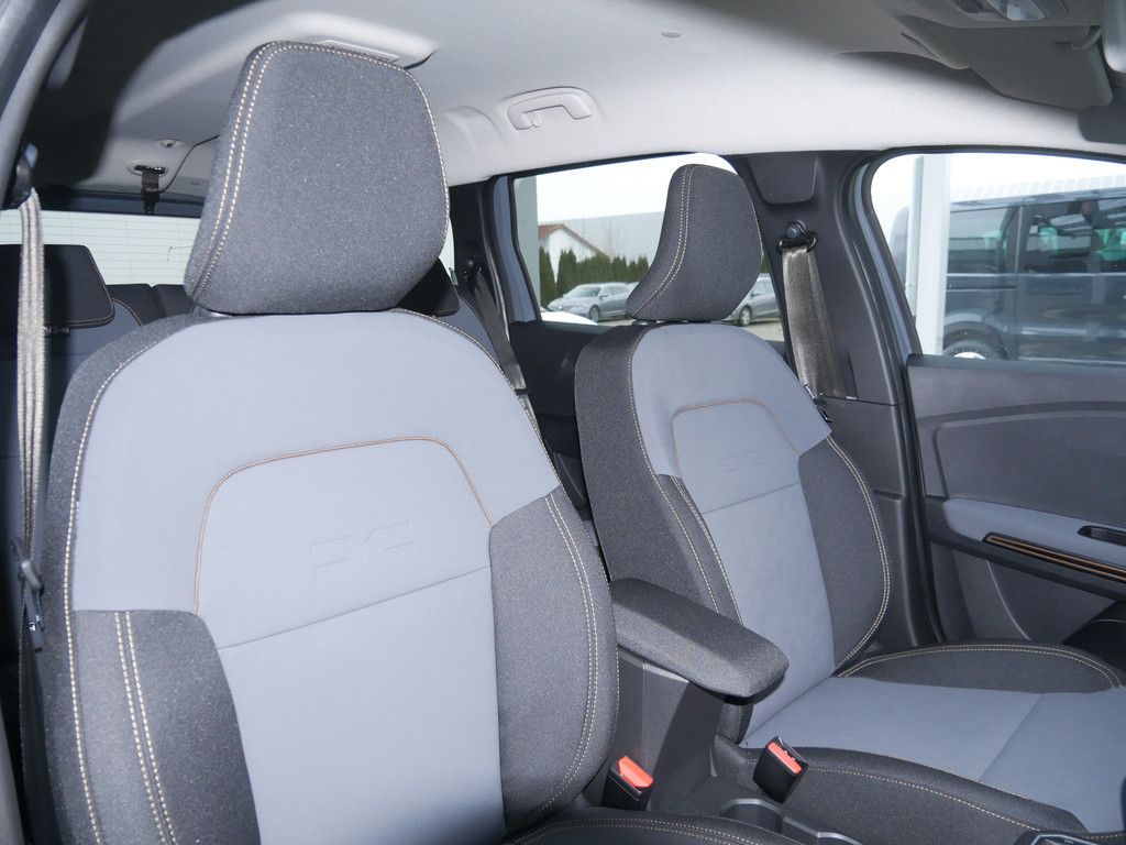 Fahrzeugabbildung Dacia Jogger Extreme HYBRID 140