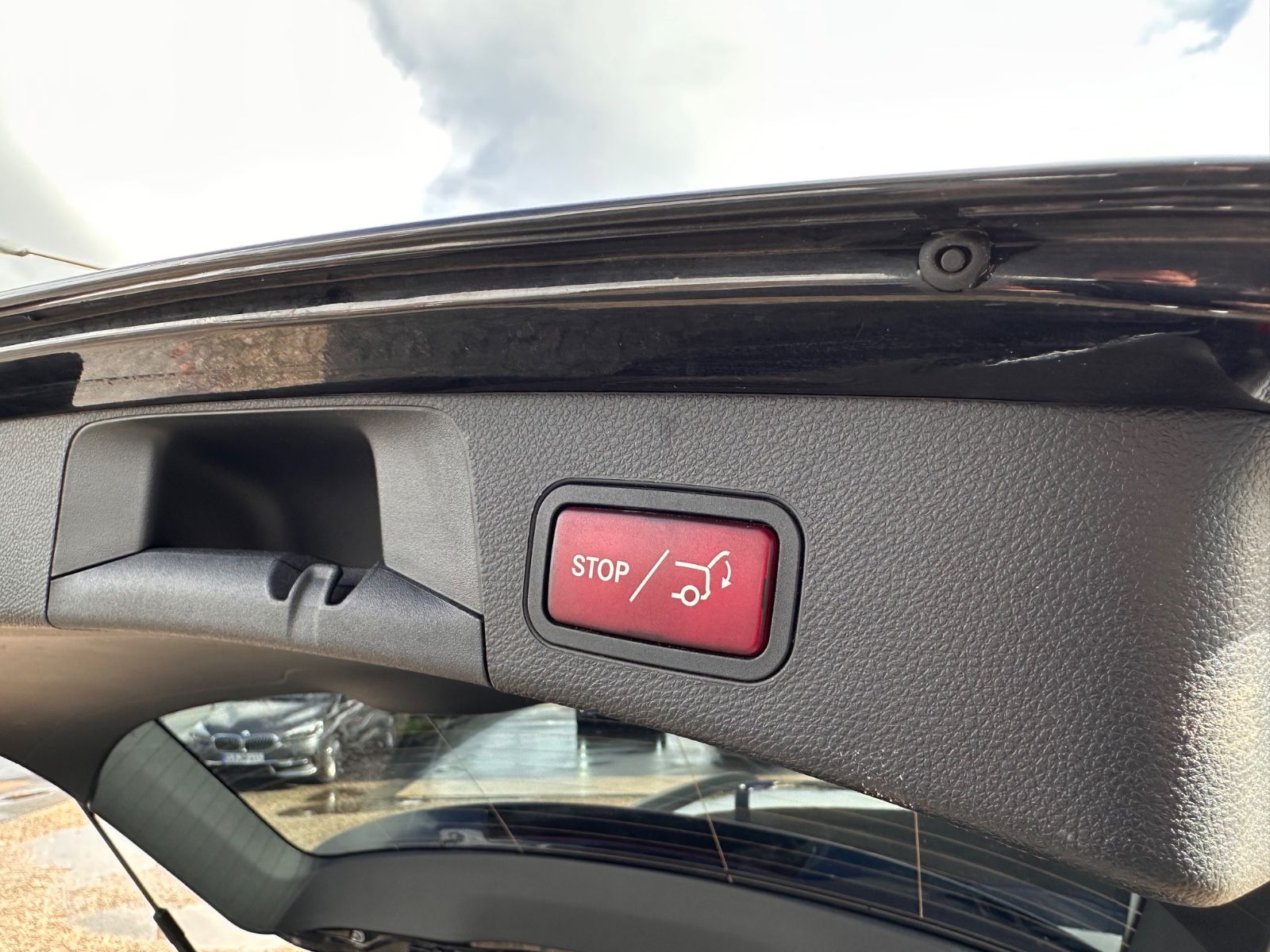 Fahrzeugabbildung Mercedes-Benz C 300 T-Modell AMG Line Night/AHK/LED/Navi/eHeck