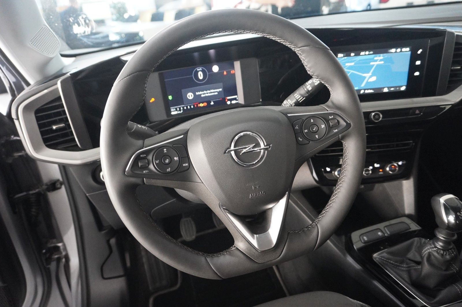 Fahrzeugabbildung Opel Mokka ELEGANCE 1.2T NAVI/LED/KAMERA/SPORT/SH/DAB