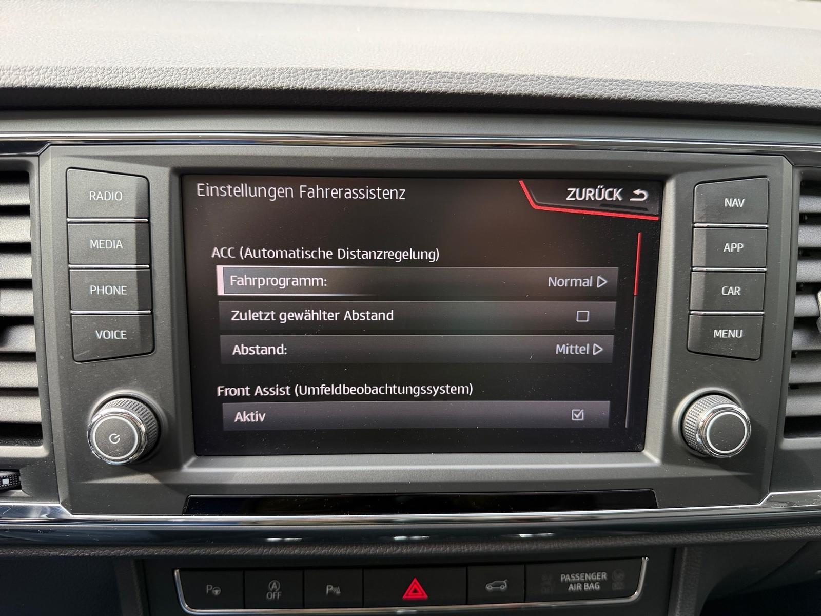 Seat Ateca 1.5 TSI ACT DSG Style NAVI ACC LED Leder