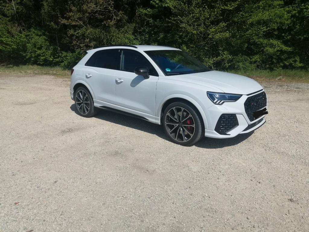 Audi RSQ3