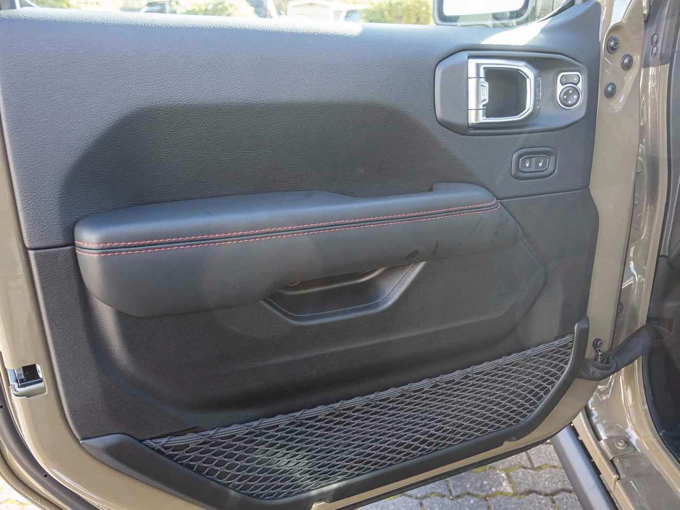 Fahrzeugabbildung Jeep Wrangler 2.0T-GDI Rubicon Recon Xtreme 4x4 WARN