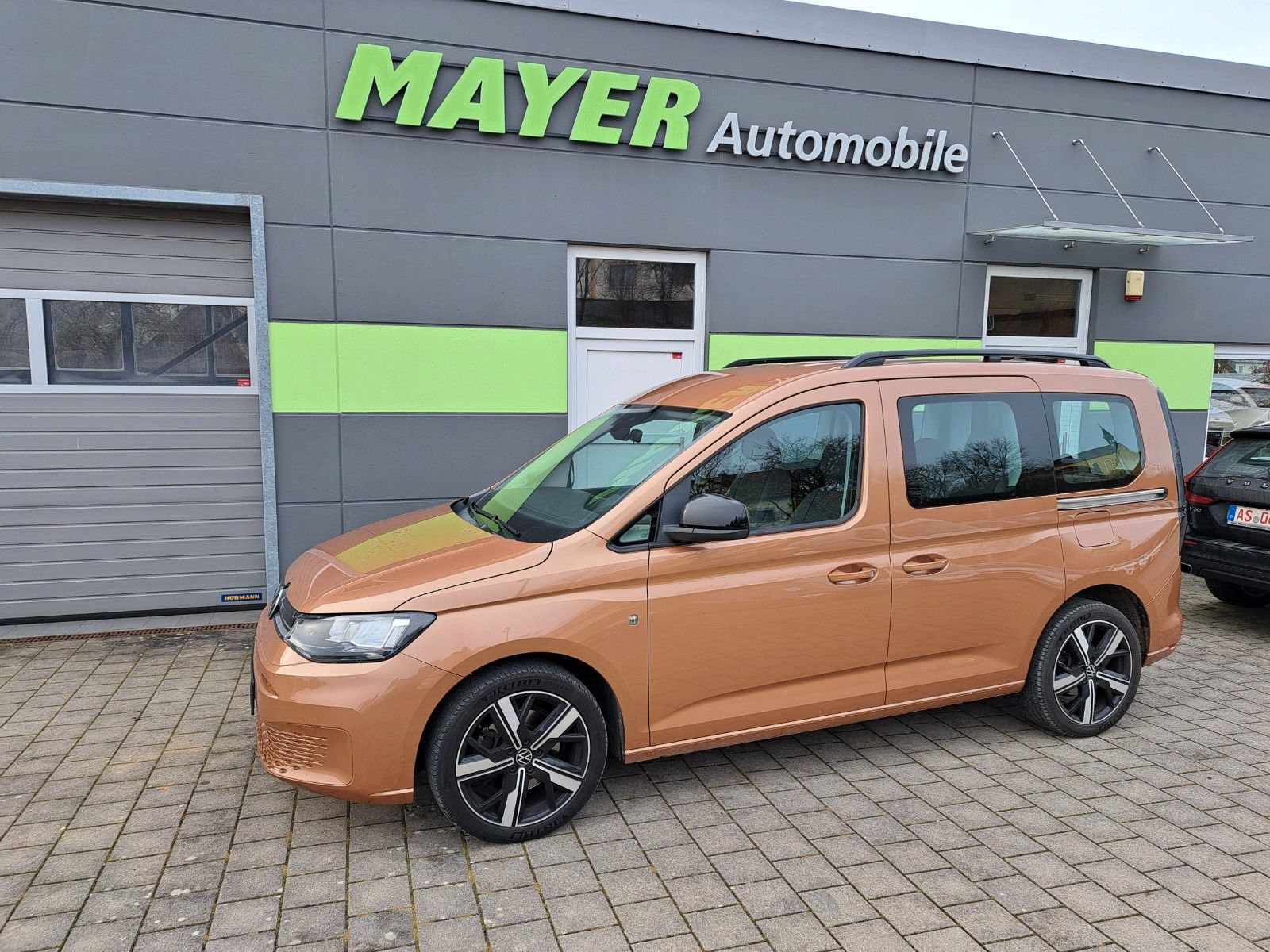 VW Caddy Life "Navi-LED-Kamera-ACC"