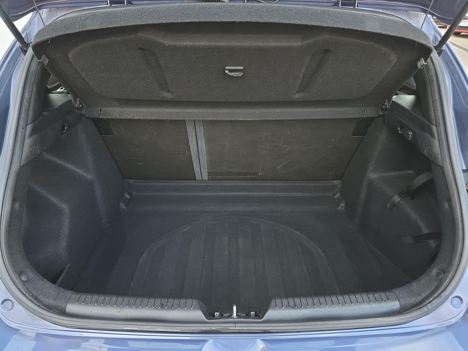 Hyundai i30 1.4 Classic Tempomat Sitzheizung Klima PDC