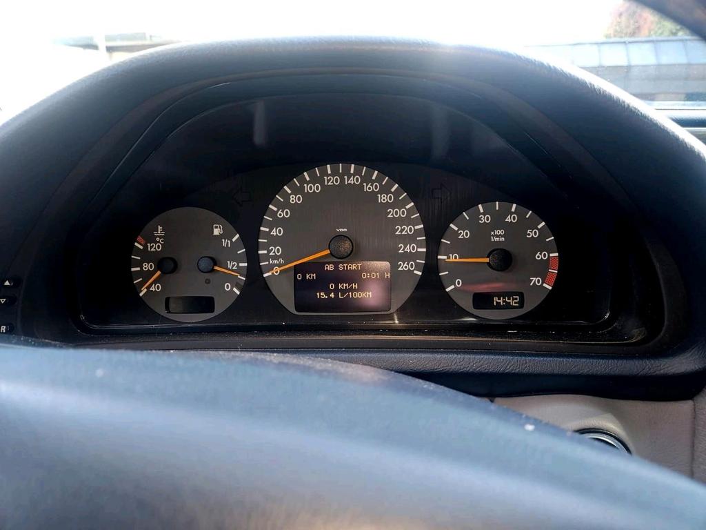 Mercedes-Benz CLK 200