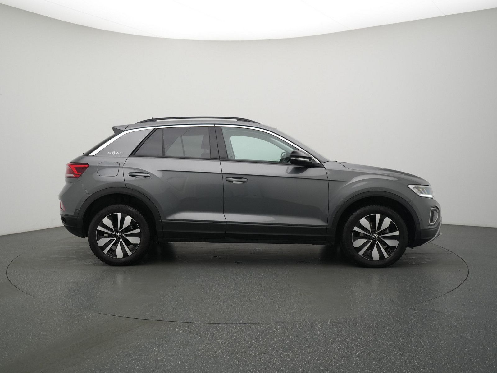Volkswagen T-Roc - Bild 3