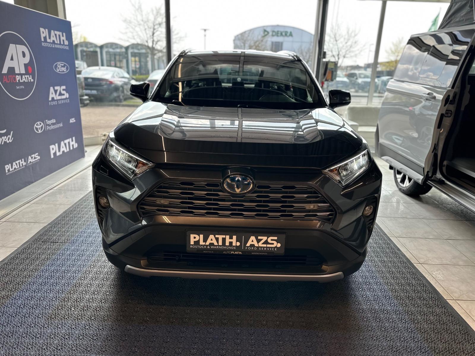 Toyota RAV4 Hybrid 4x4 Club *AHK*