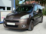 Peugeot Partner 1.6 Tepee Anhängerk/Sitzhz/PDC/Klimaaut/ - gebrauchte Peugeot Partner aus dem Jahr 2012