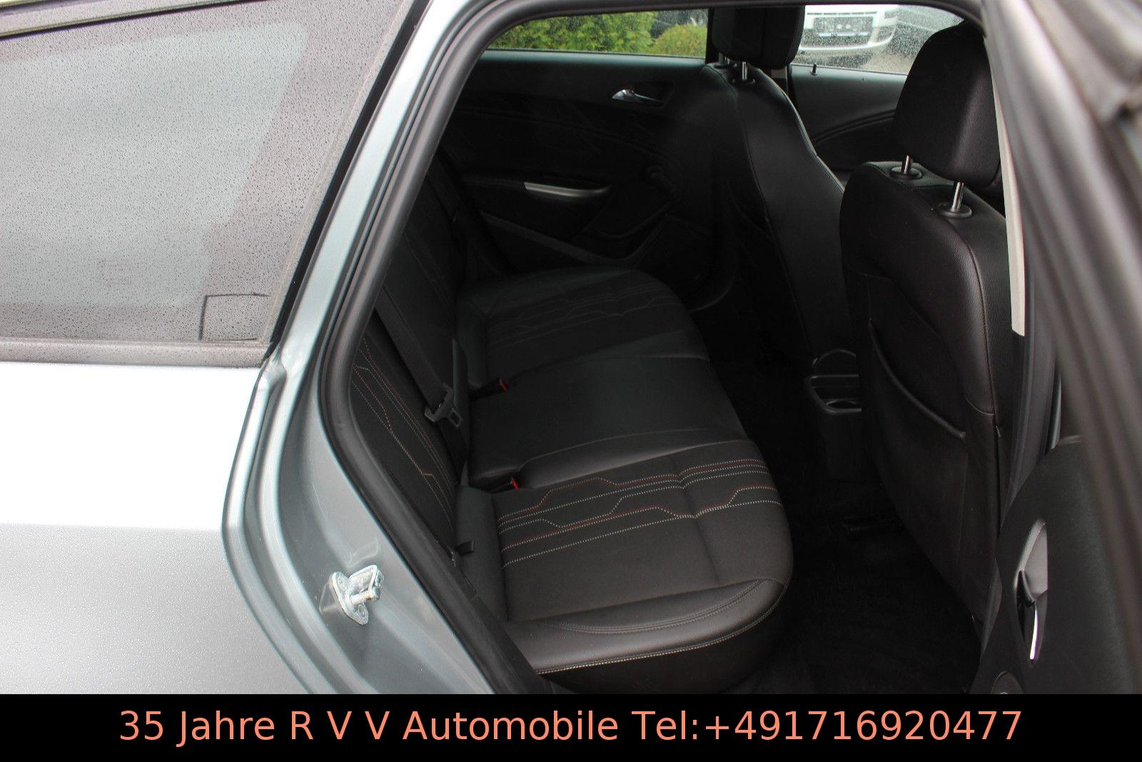 Opel Astra 2012 — photo 13