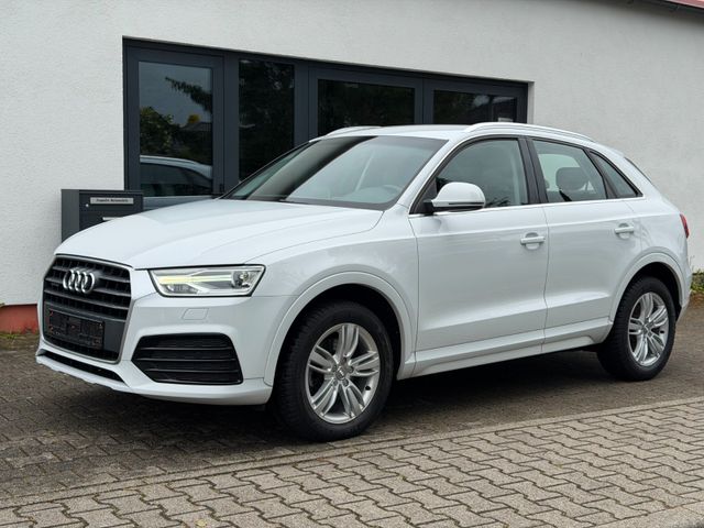 AUDI Q3 2.0 TDI sport quattro*1.Hand*Bi-Xenon*Leder**