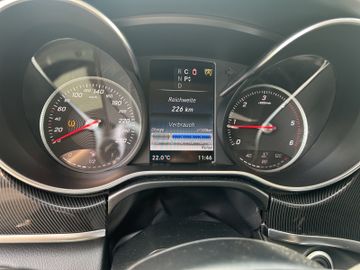 Mercedes V 220 - 10