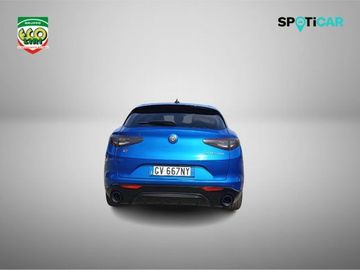 Alfa-Romeo Stelvio - 5