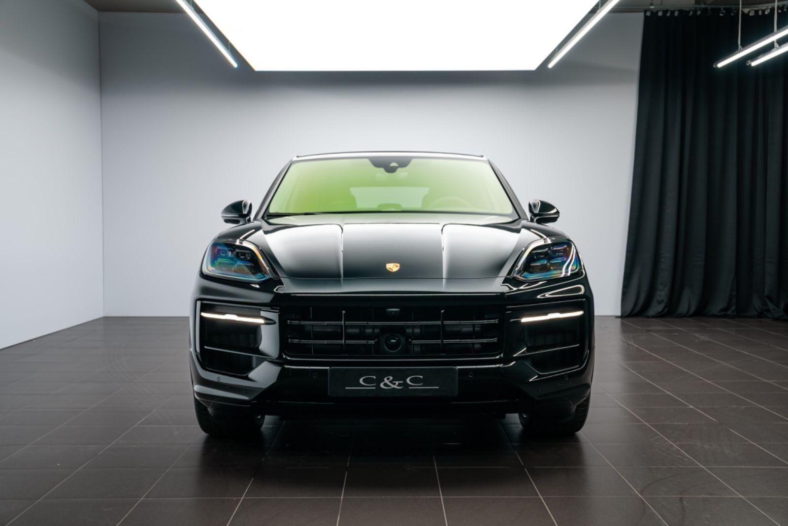 Fahrzeugabbildung Porsche Cayenne Coupé GTS REAR AXLE/HUD/360/PASS DISPL