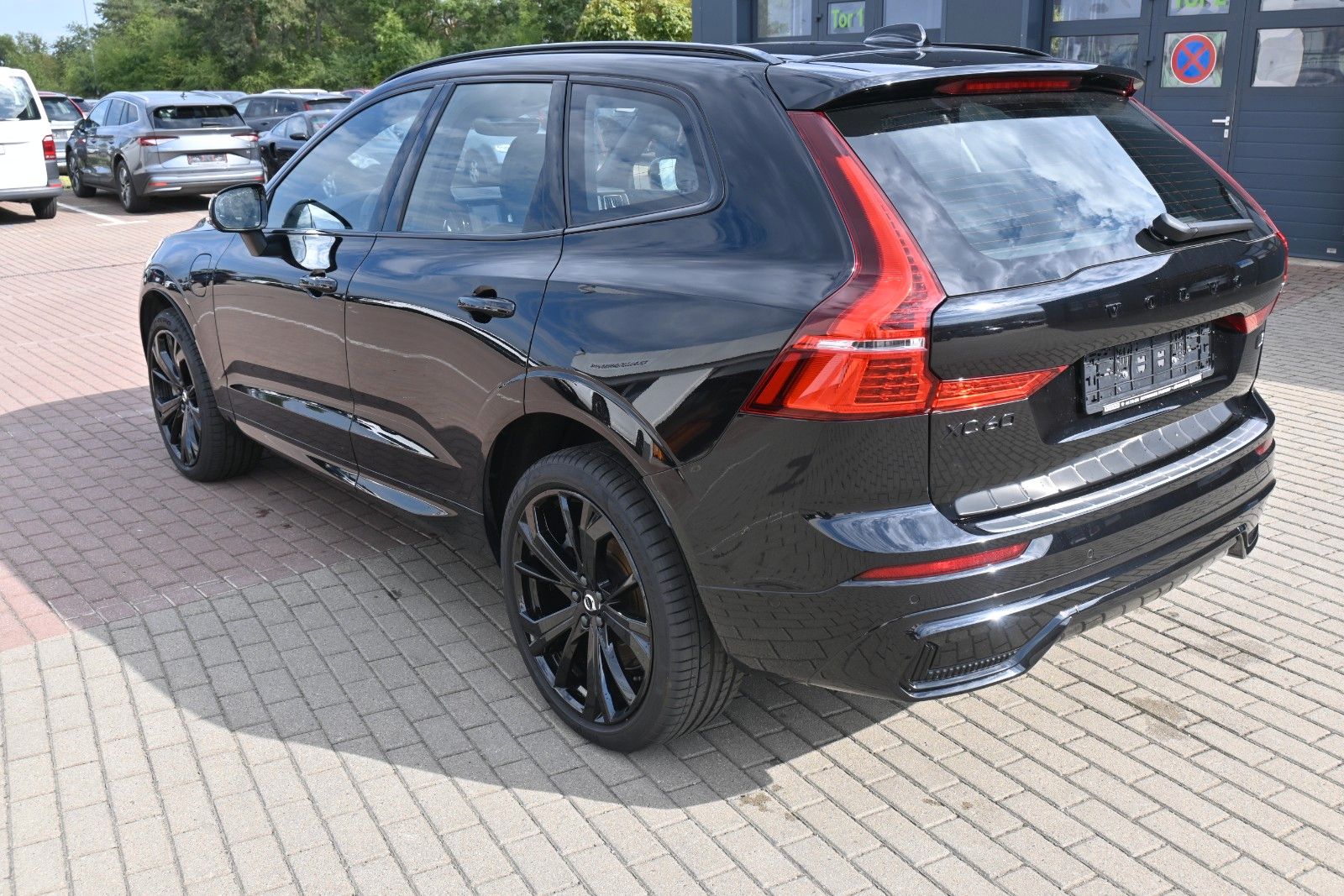 Fahrzeugabbildung Volvo XC60 T8 Ultimate Black Edit.*360°*AHK*HUD*PANO*
