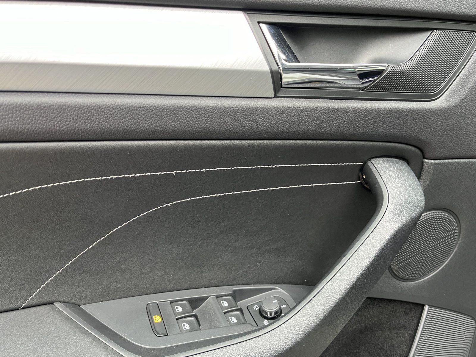 Fahrzeugabbildung SKODA Kodiaq 1.5 DSG*7-Sitze*ACC*VirtC*Matrix*Kamera**