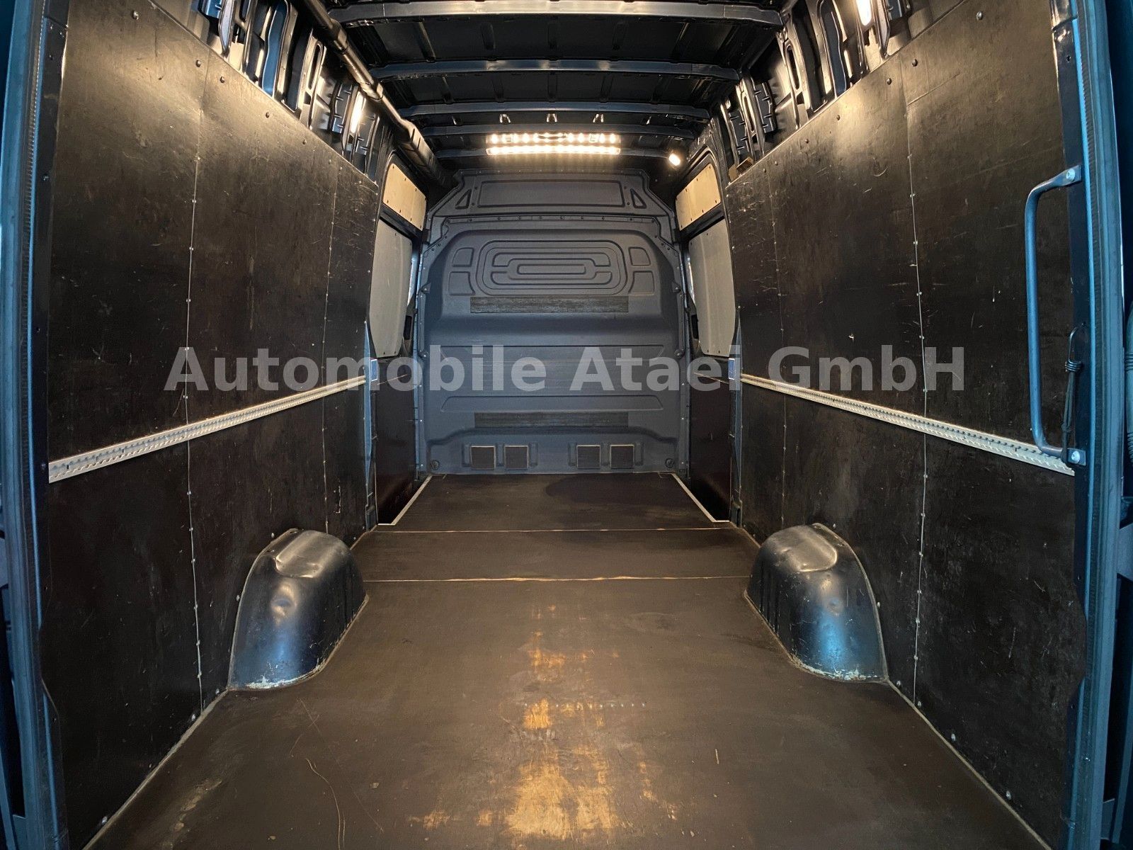 Fahrzeugabbildung Mercedes-Benz Sprinter 315 MAXI Automatik *2x SCHIEBETÜR* 2840