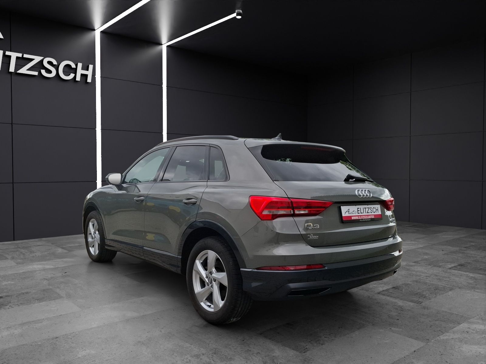 Fahrzeugabbildung Audi Q3 40 TFSI advanced S-tronic quattro LED AVC ACC