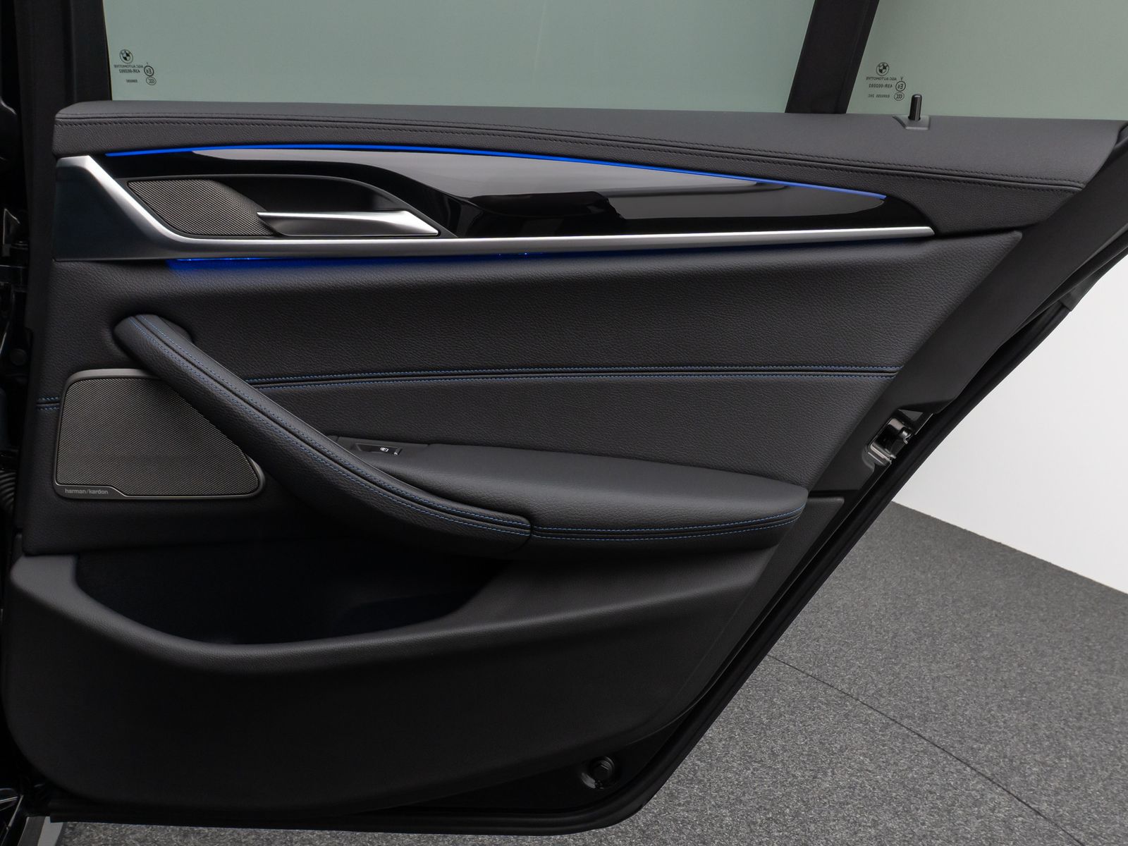 Fahrzeugabbildung BMW 540d xD M Sport Kamera Laser HUD DAB H/K Komfort