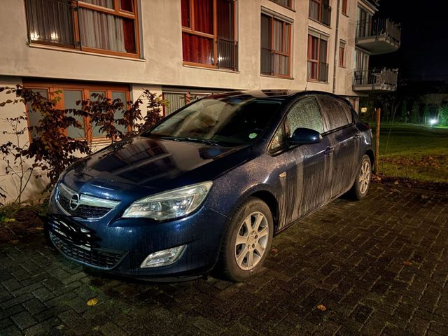 Opel Verkaufe Opel Astra J TÜV 04/26