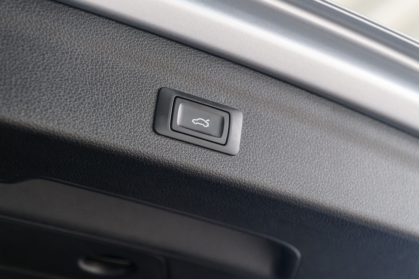 Fahrzeugabbildung Audi Q3 35 TFSI advanced +LED +elektr. Klappe