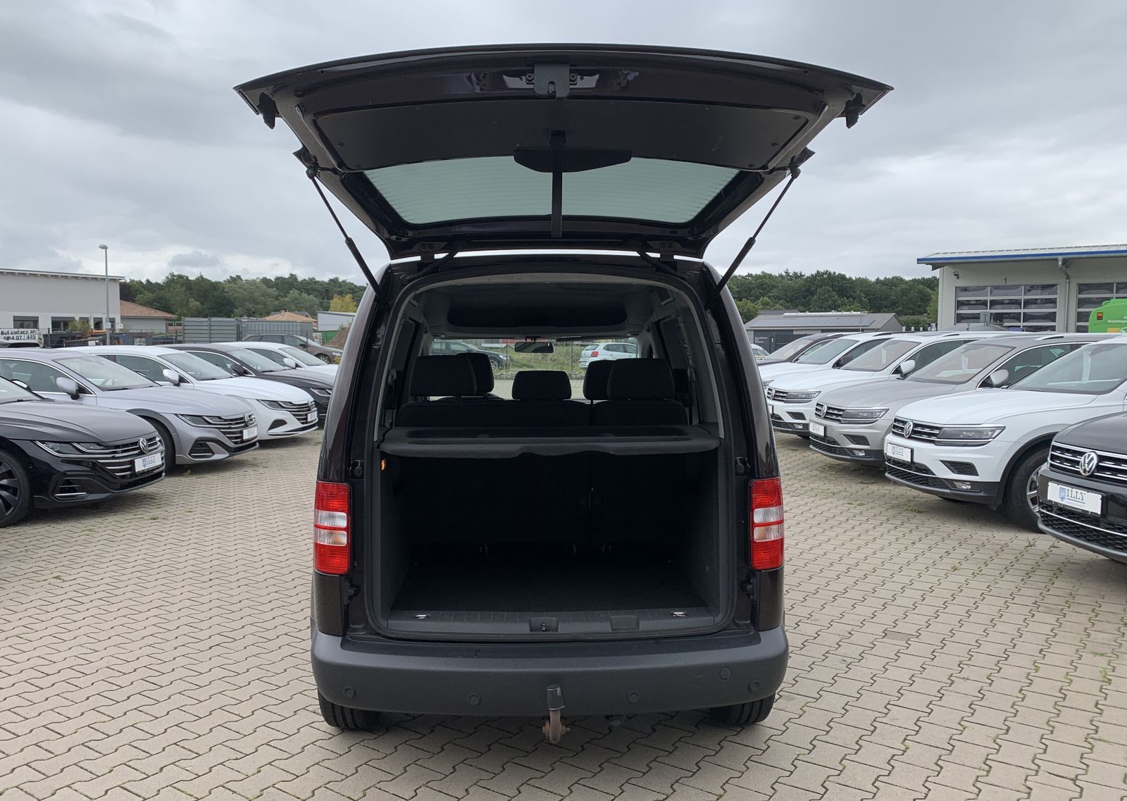 Fahrzeugabbildung Volkswagen Caddy 1.6 TDI*Roncalli*AHK*SHZ*Klima*PDC*