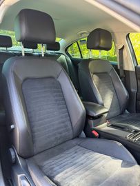 Volkswagen Passat - 6