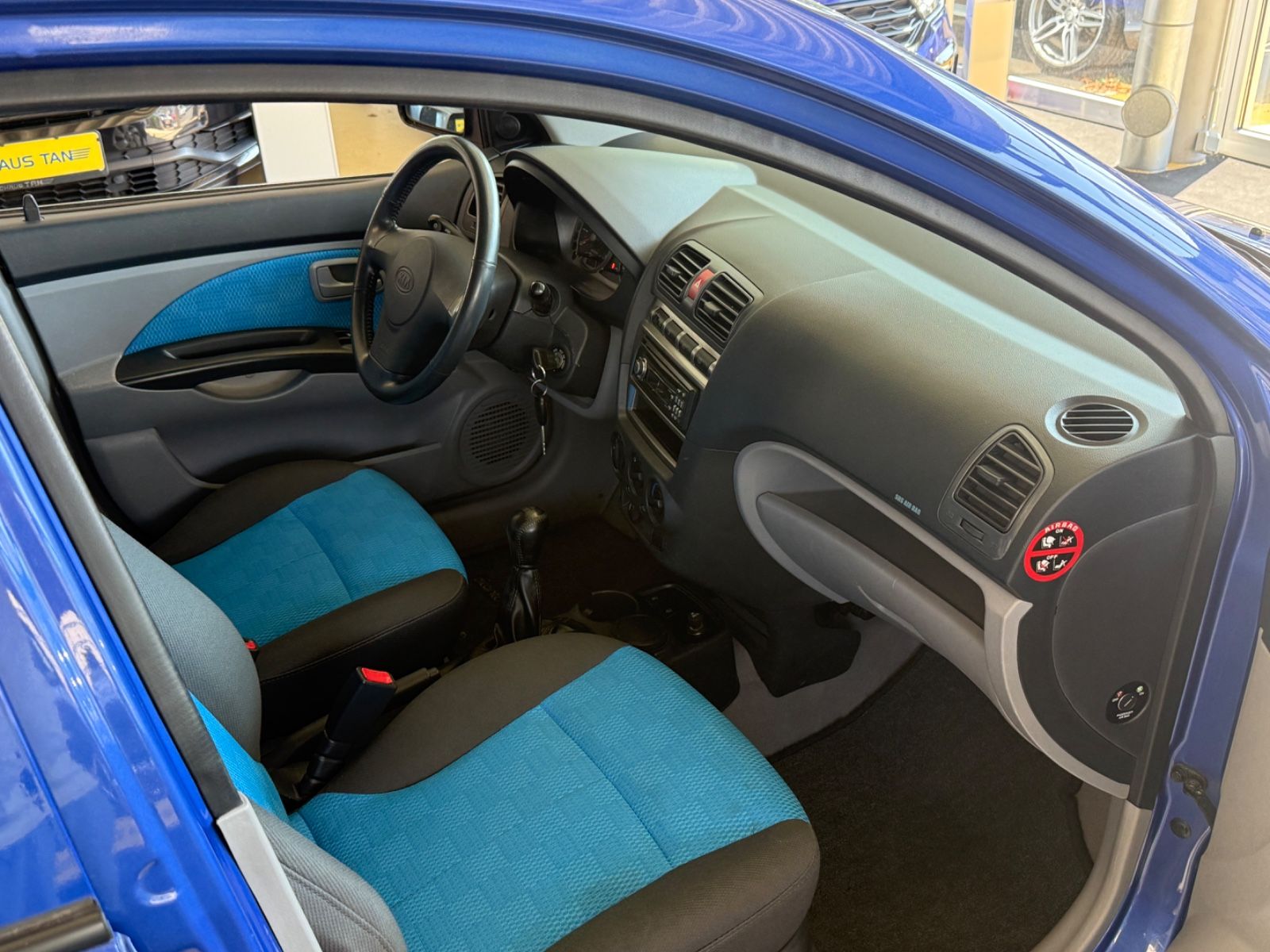 Fahrzeugabbildung Kia Picanto 1.1 EX