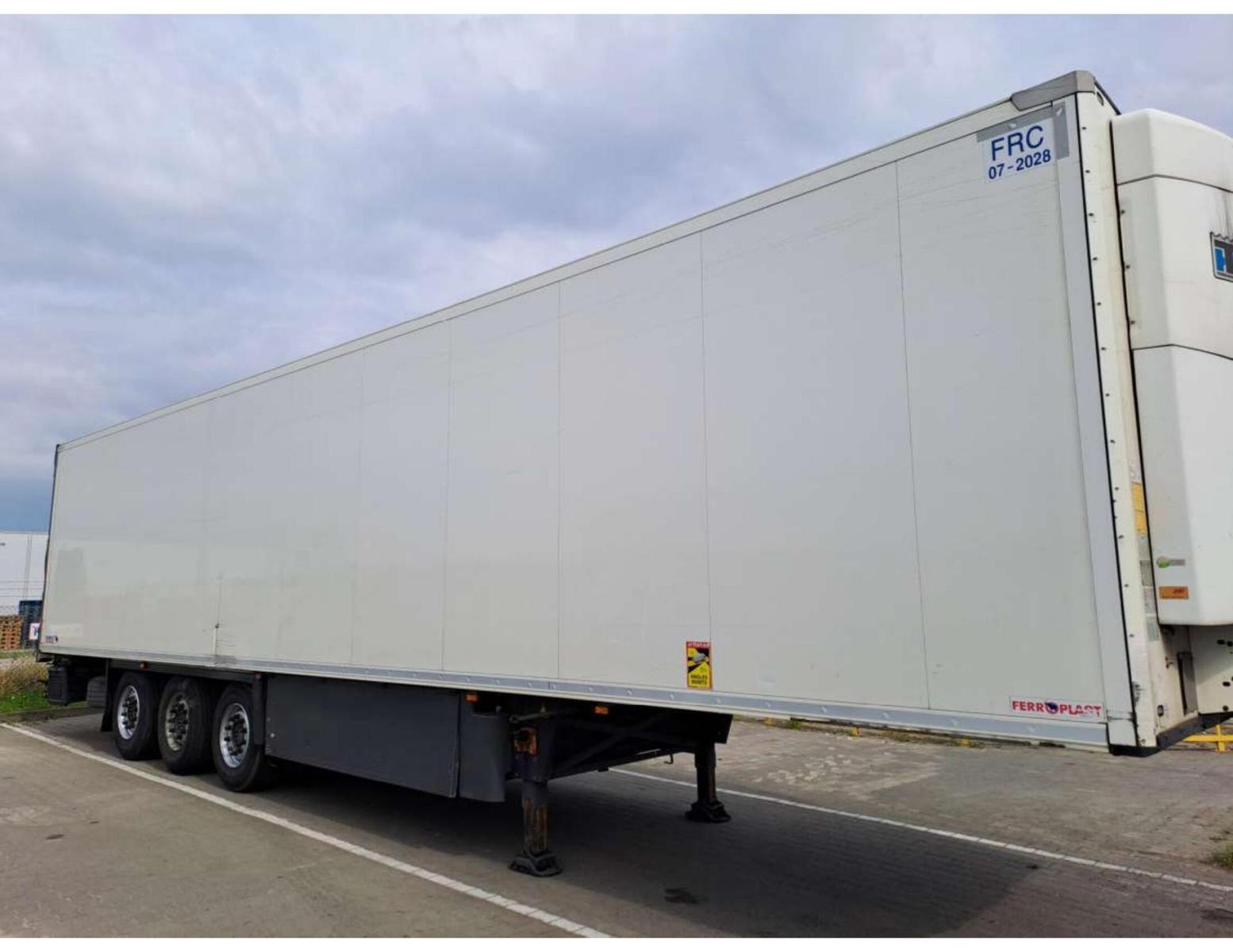Schmitz Cargobull SKO FP 60 ThermoKing SLXi 300