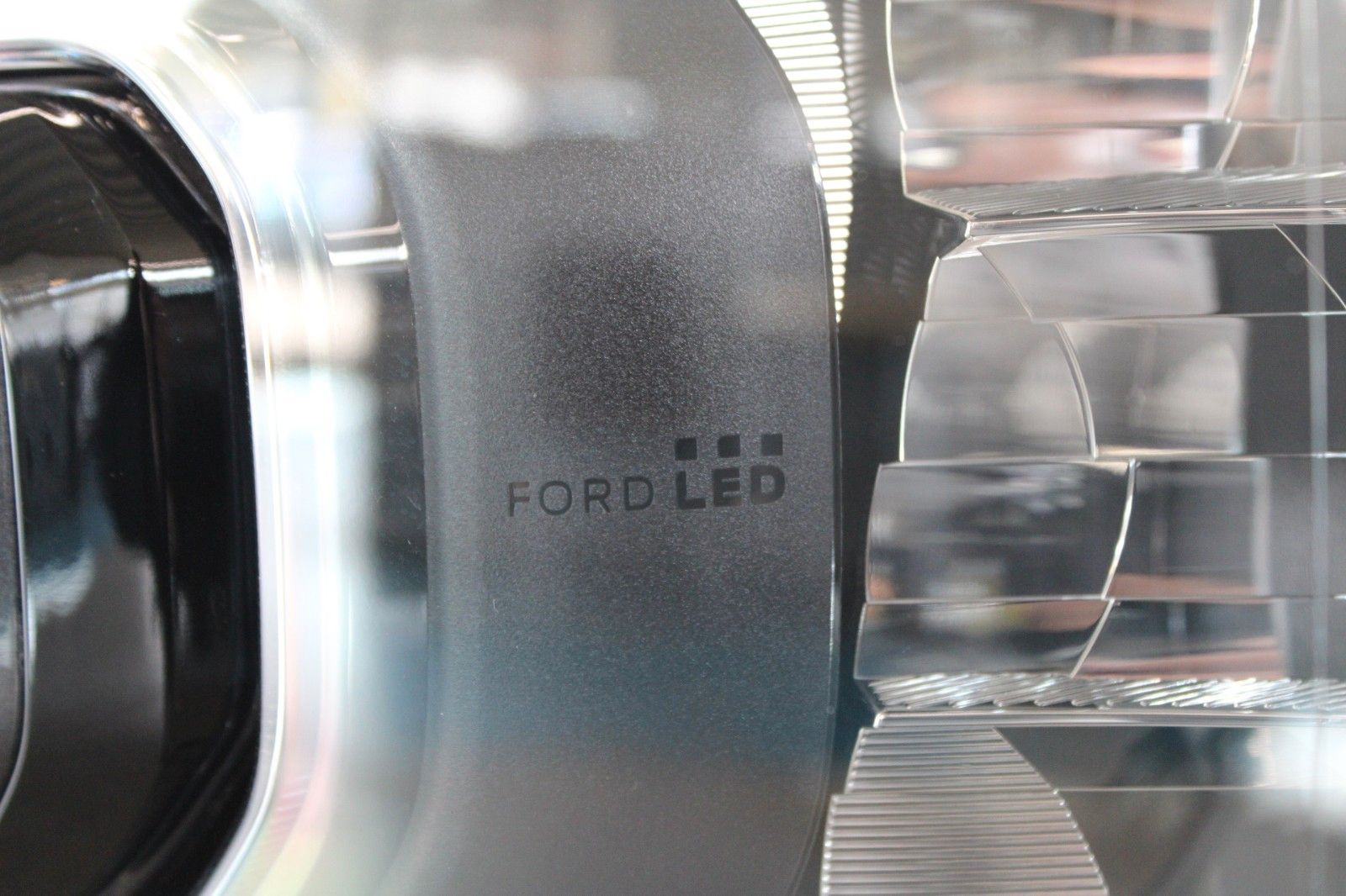 Fahrzeugabbildung Ford Ranger Wildtrak Automatik AHK LED TECHNOLOGIE P.